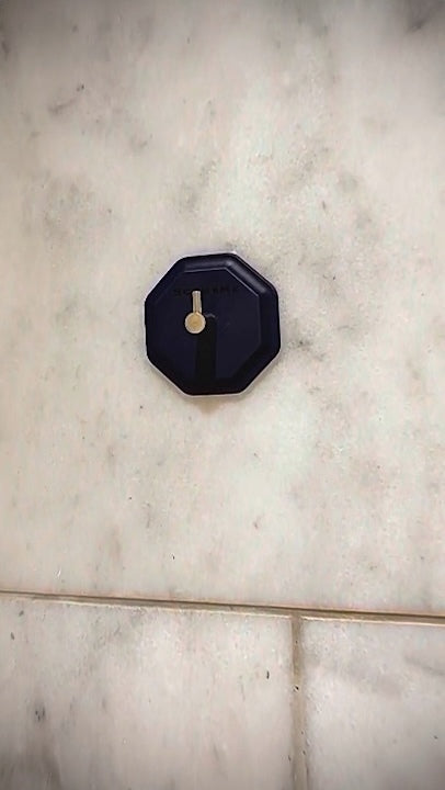 HookMe Installation Video (Breathtaking Blue)